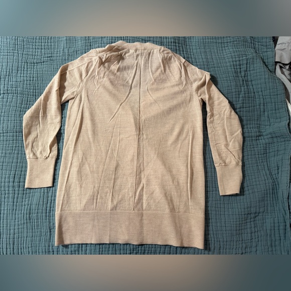 Banana Republic cardigan - Picture 7 of 8